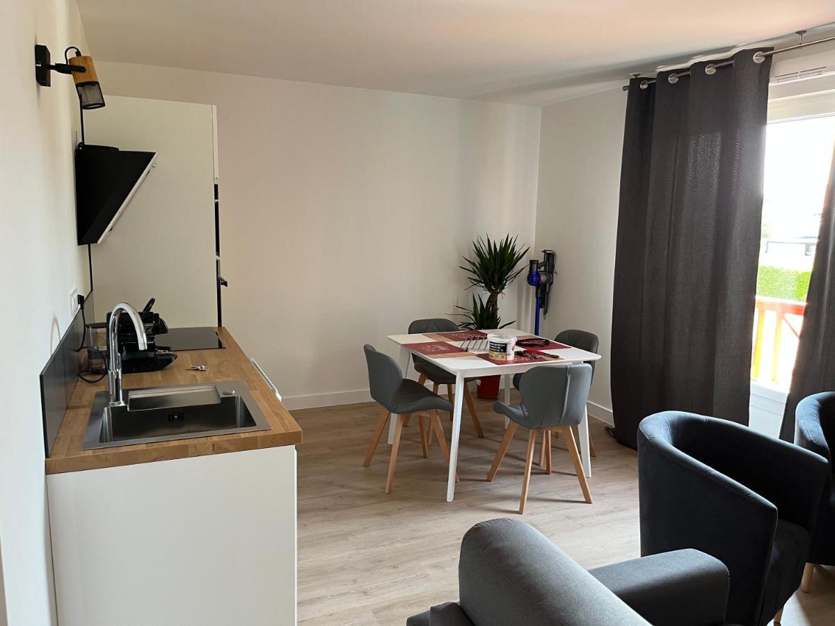 Appartement Tout Confort Brehal Ngoại thất bức ảnh
